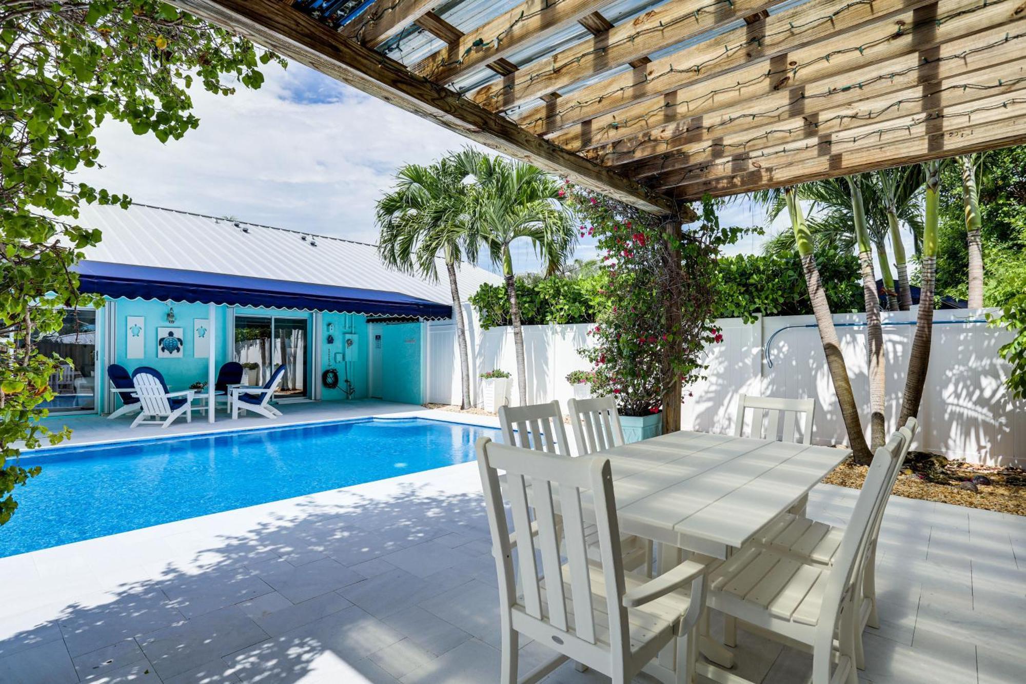 Coastal Villa With Private Yard And Heated Pool! North Palm Beach Exteriör bild