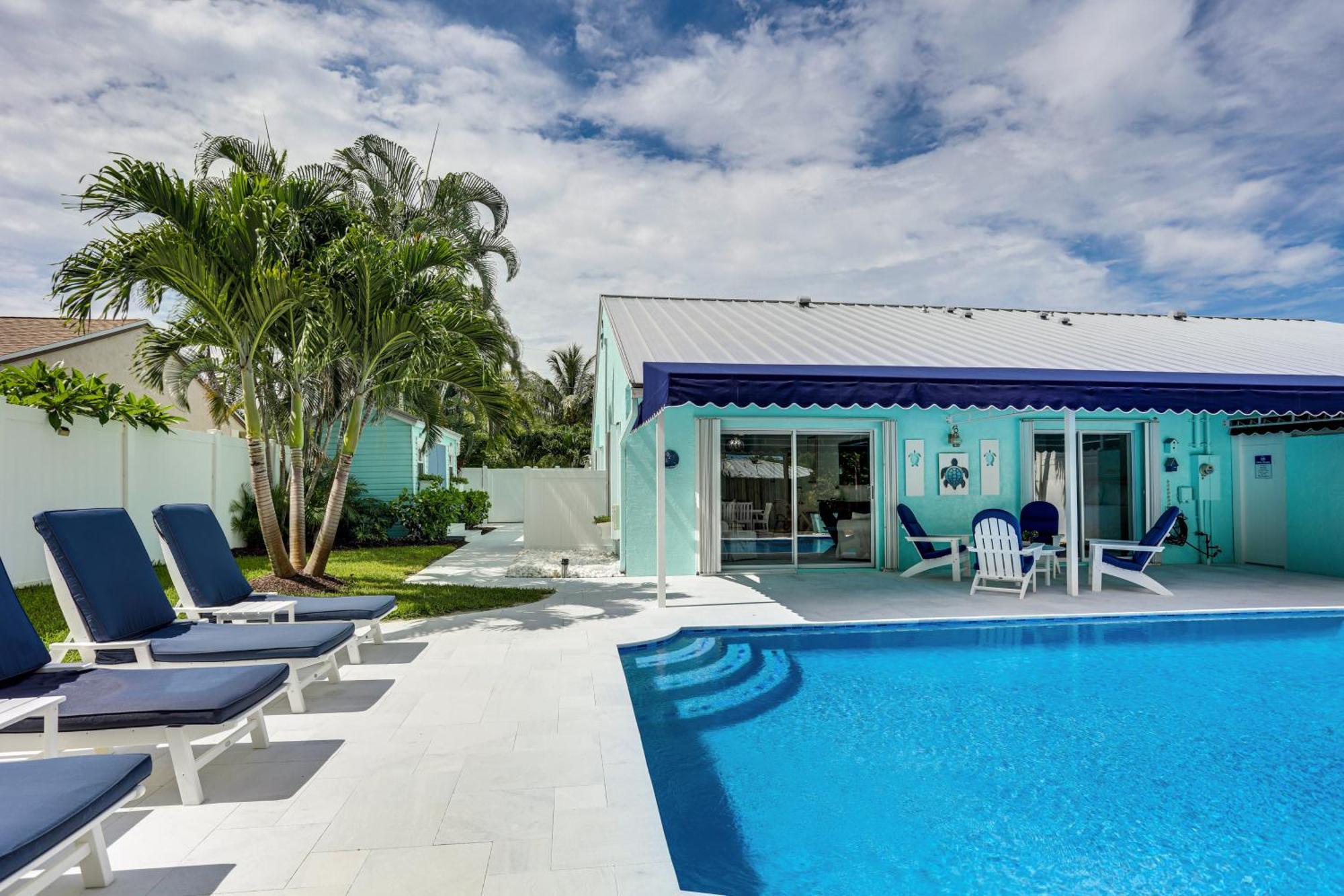 Coastal Villa With Private Yard And Heated Pool! North Palm Beach Exteriör bild